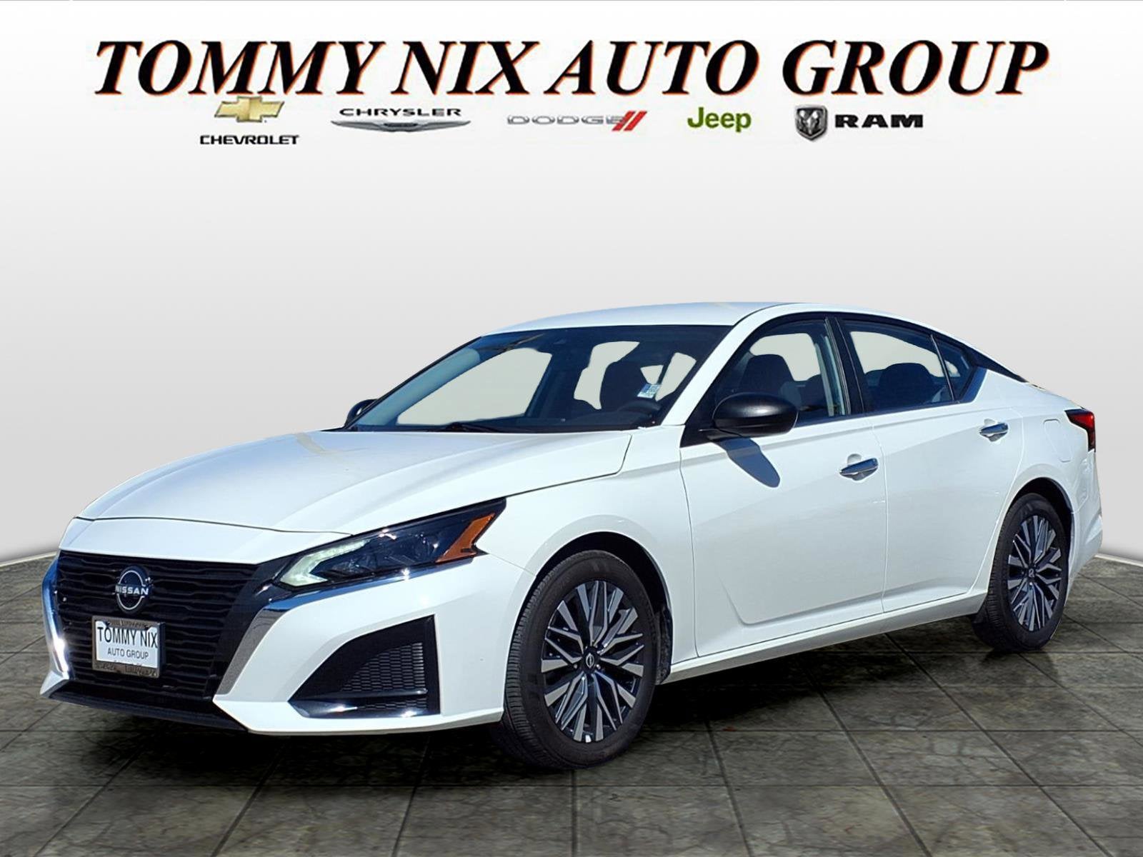 2025 Nissan Altima SV in White — front three-quarter view
