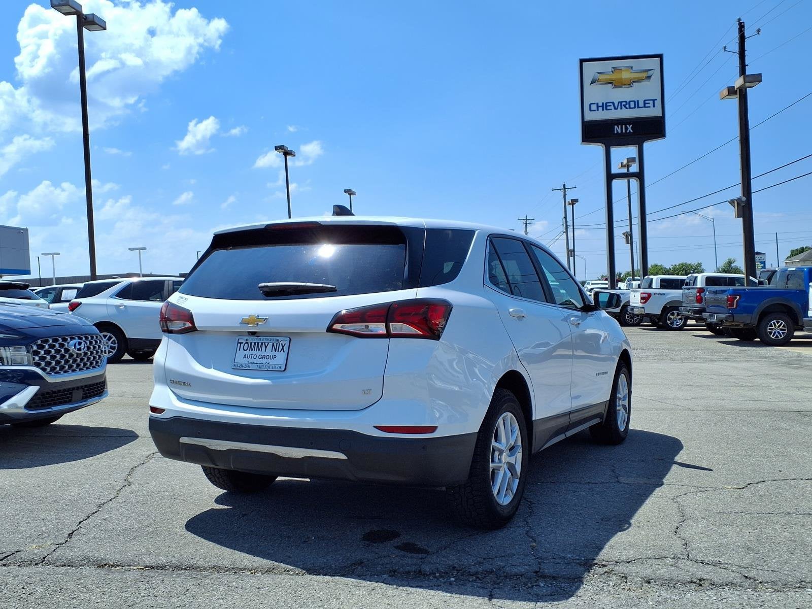 2022 Chevrolet Equinox — side profile view