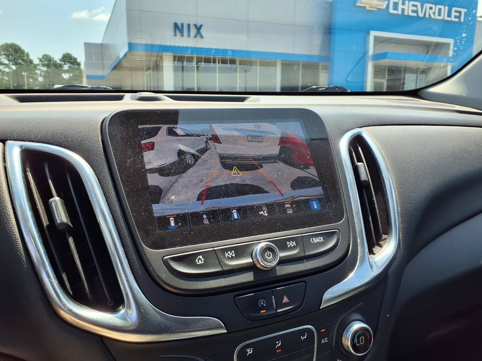 2022 Chevrolet Equinox — detail view