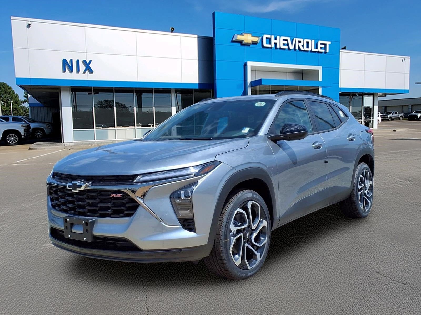 2026 Chevrolet Trax 2RS in Sterling Gray Metallic — front three-quarter view